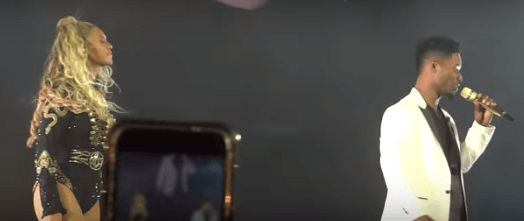 Wat een vrouw! Beyoncé legt haar concert stil om een wel heel bijzondere reden, dit filmpje moet je echt zien!