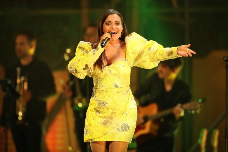 Wauw: OG3NE's Shelley verbluft volgers met bikinifoto