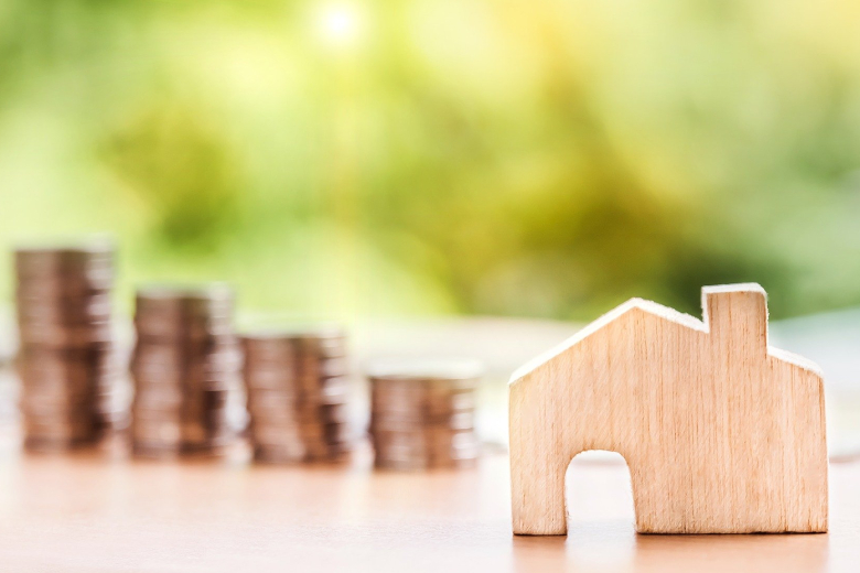 Kabinet pleit voor eerlijke woningmarkt: biedingen moeten openbaar