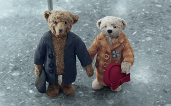 Deze teddybeer-kerstreclame MOET je echt hebben gezien, wij hielden het niet droog! Wat een prachtige boodschap!