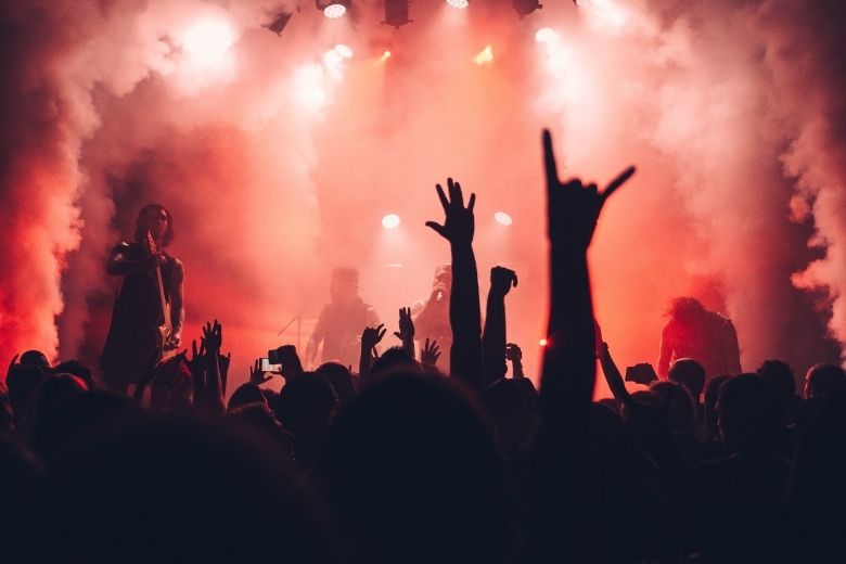 Nachtclubs gooien op 12 februari de deuren weer open