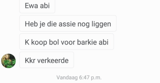 Oeps... Jongen vraagt per ongeluk politie om hasj; de reactie van de politie is fantastisch!