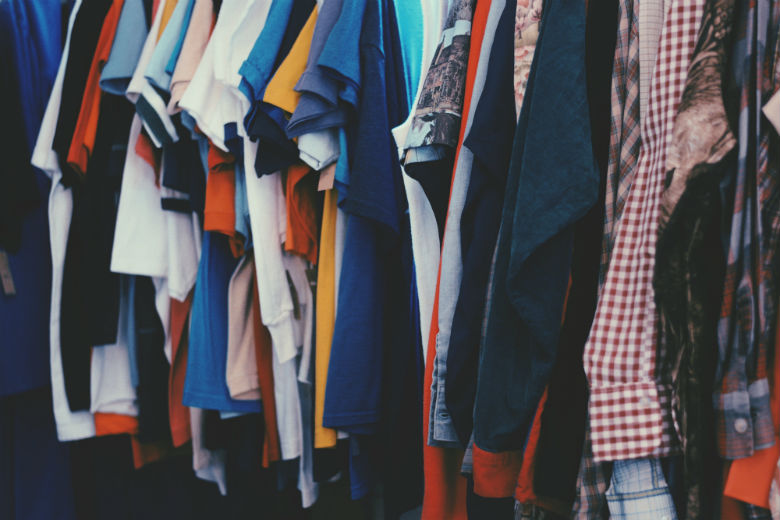 Kleine kledingkast? 7 tips om optimaal gebruik te maken van je kastruimte