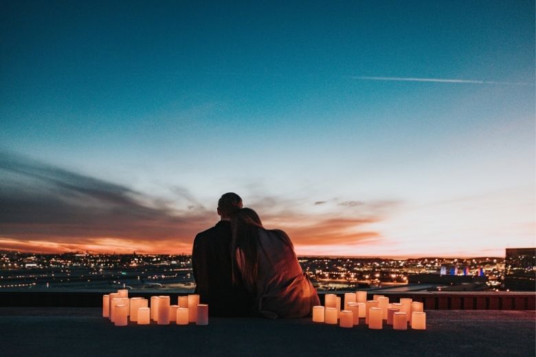 Sleur in je relatie? Probeer een van deze 20 leuke date-ideeën eens