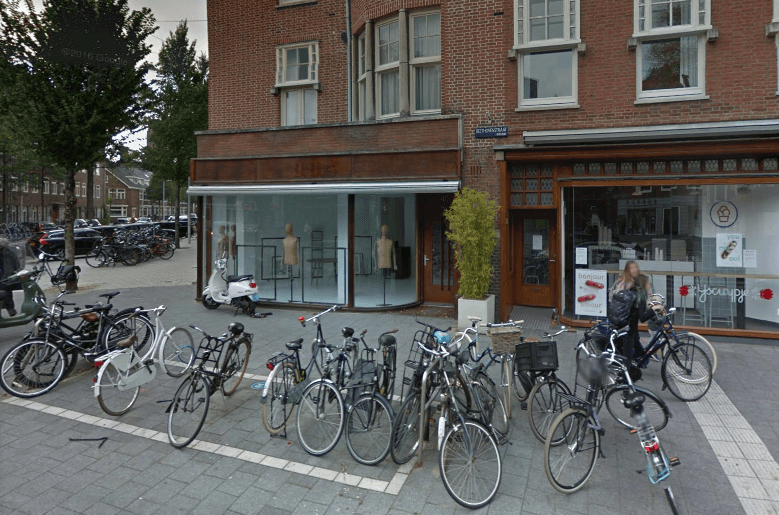 Je gelooft NOOIT wat voor foto Google bij Dunkin' Donuts Amsterdam toont.. Dit MOET je zien!