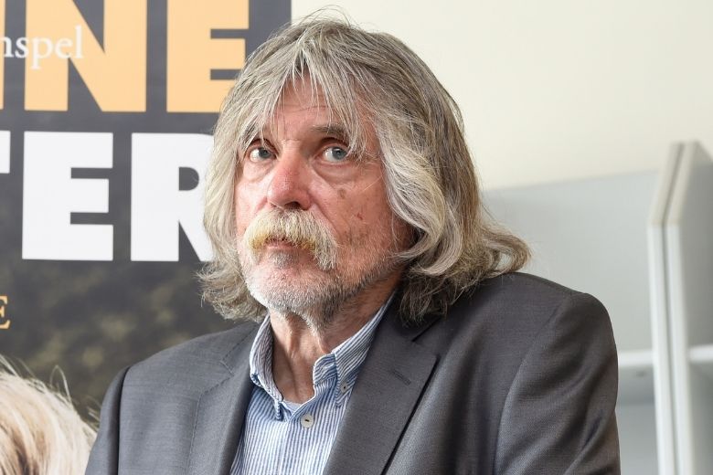 Vrouw Johan Derksen vindt hem ordinair