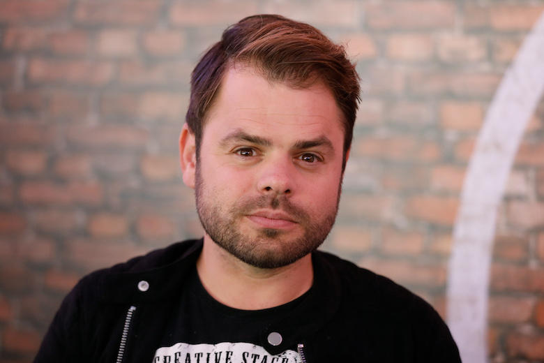 Roel van Velzen stelt nieuwe vriendin voor: ‘Intens gelukkig met alle liefde’