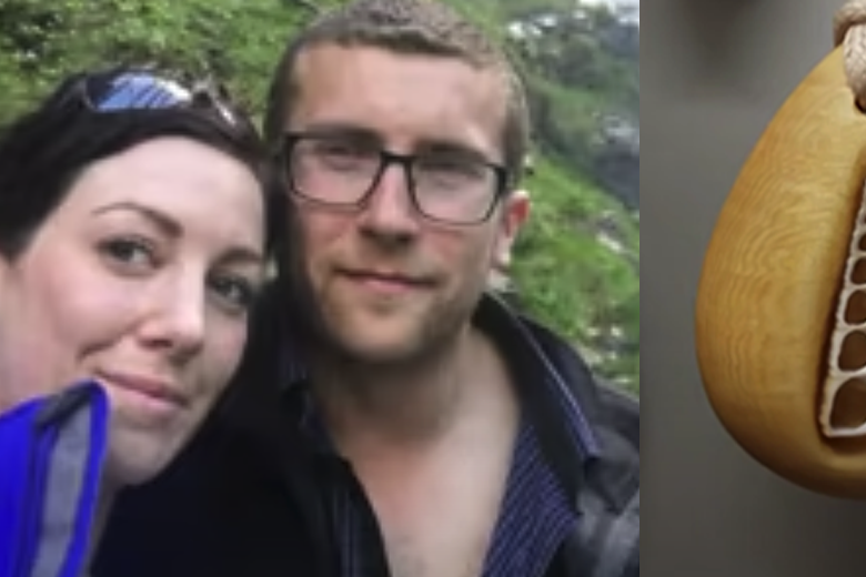 Man maakt ketting voor zijn vriendin, ze is compleet verbijsterd als ze ontdekt wat erin zit