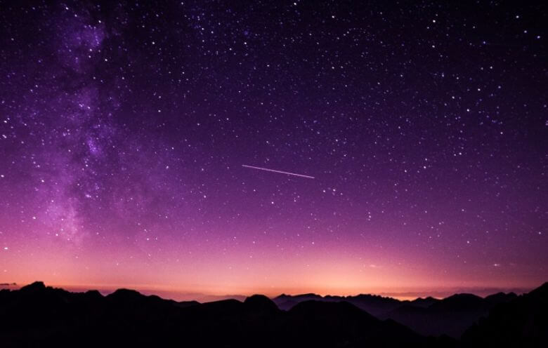 Dit prachtige natuurverschijnsel kan je in de nacht van zaterdag op zondag zien!