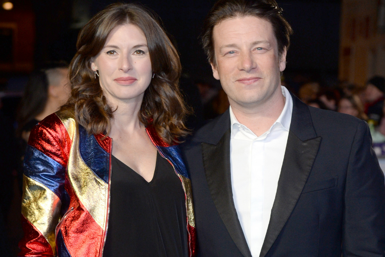 Jools Oliver over wens voor zesde kindje: ‘Ik overweeg ivf’