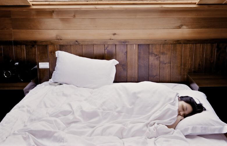 年齢別の必要睡眠時間