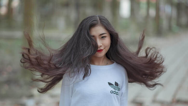 そのため、米のとぎ汁で髪を一度洗う必要があります
