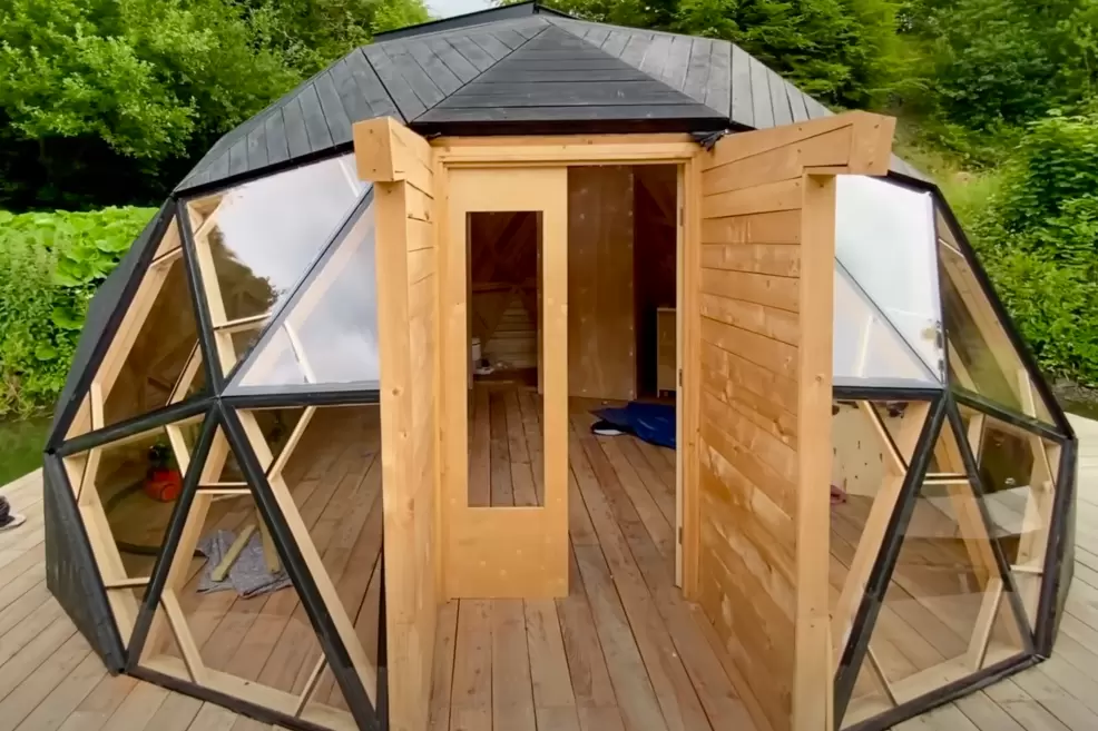 This 23-year-old lady is living in a floating house of only 180 sq. ft., but when you see the inside you’ll want to live there!