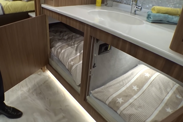 Luxury mobile home worth 1.42 million has built-in garage – The interior is even better!