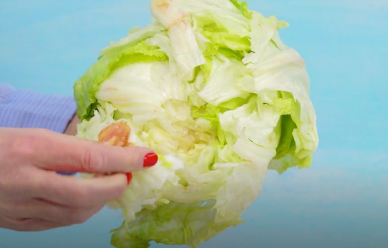 ¿Cortaste la lechuga mal toda tu vida? Cortarás en 2 segundos de esta forma