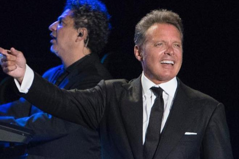 Así se ve hoy la superestrella mexicana Luis Miguel