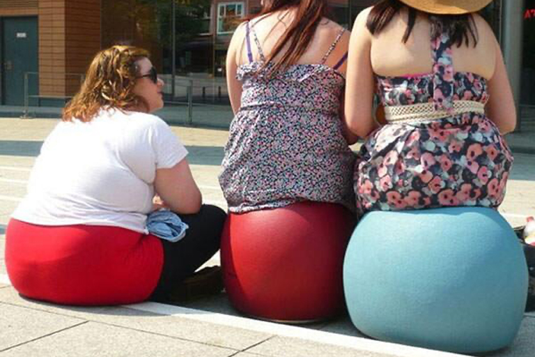 26 Photos That Were Timed To Perfection (You’ll Have To Look Twice To Figure Them Out)