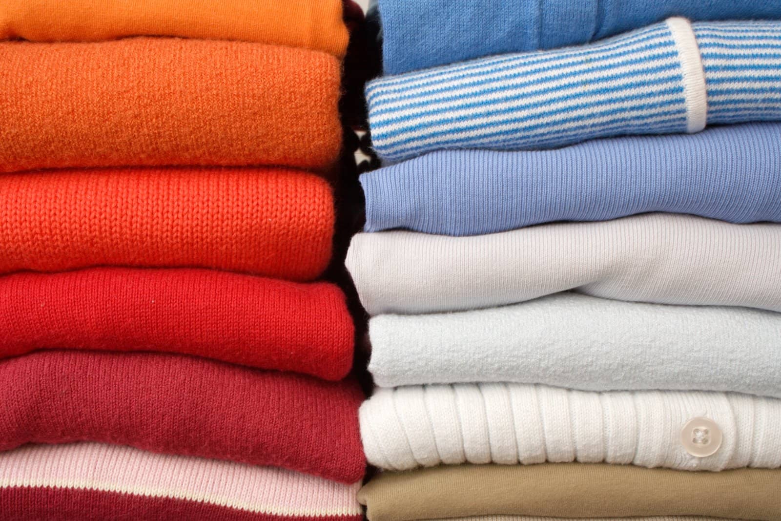 ¡Obtén ropa limpia y brillante usando 1 producto maravilloso y barato! ¡Y no podría ser más simple!