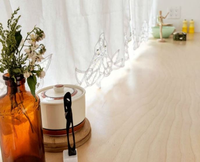 She Remodeled an Old Bus into Her Dream Home